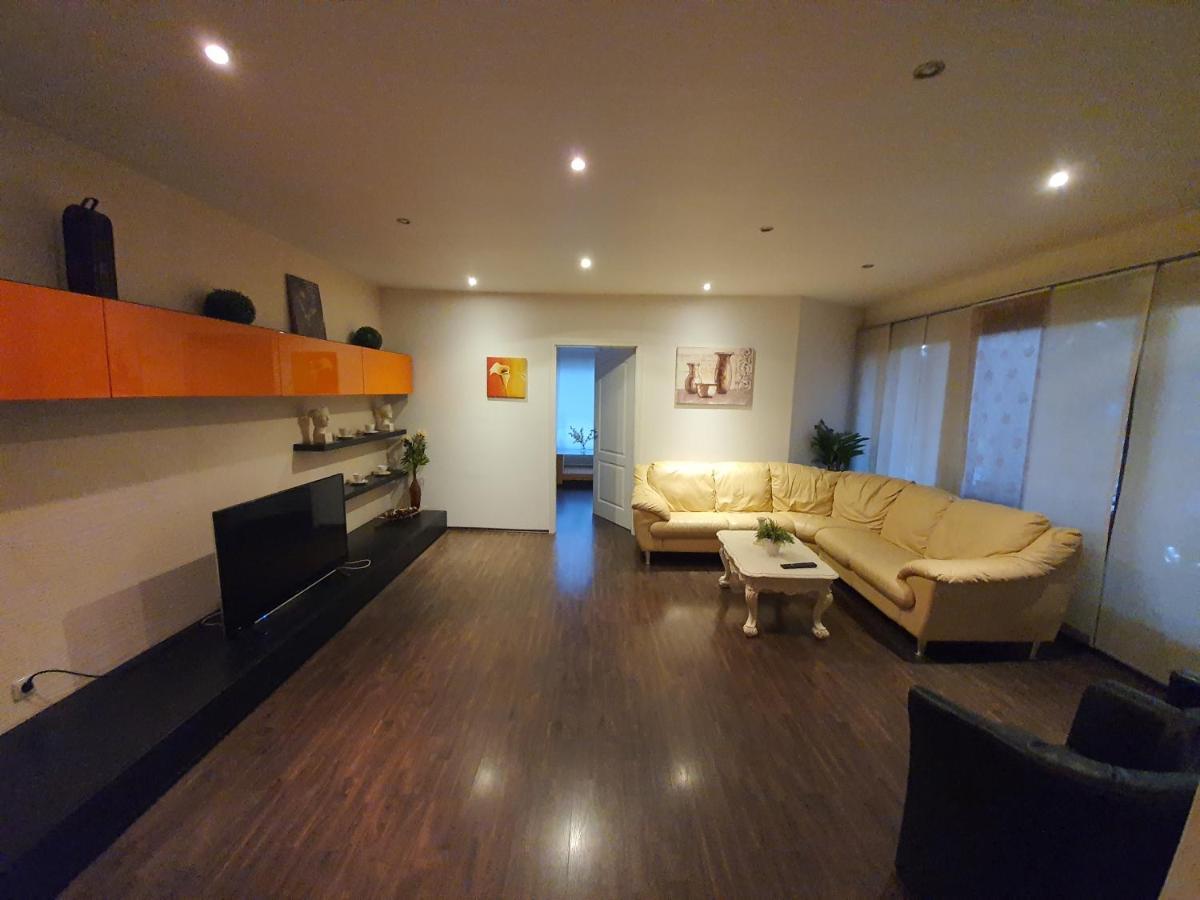 Apartment Bei Hamburg Bis 10 Personen Mit Terasse Und Gartennutzung. Буххольц-ин-дер-Нордхайде Экстерьер фото
